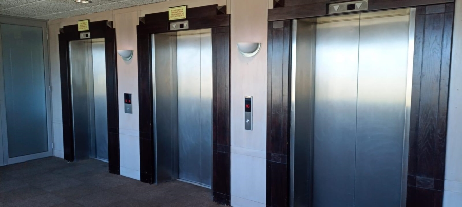 To Let commercial Property for Rent in Paarl Central Western Cape